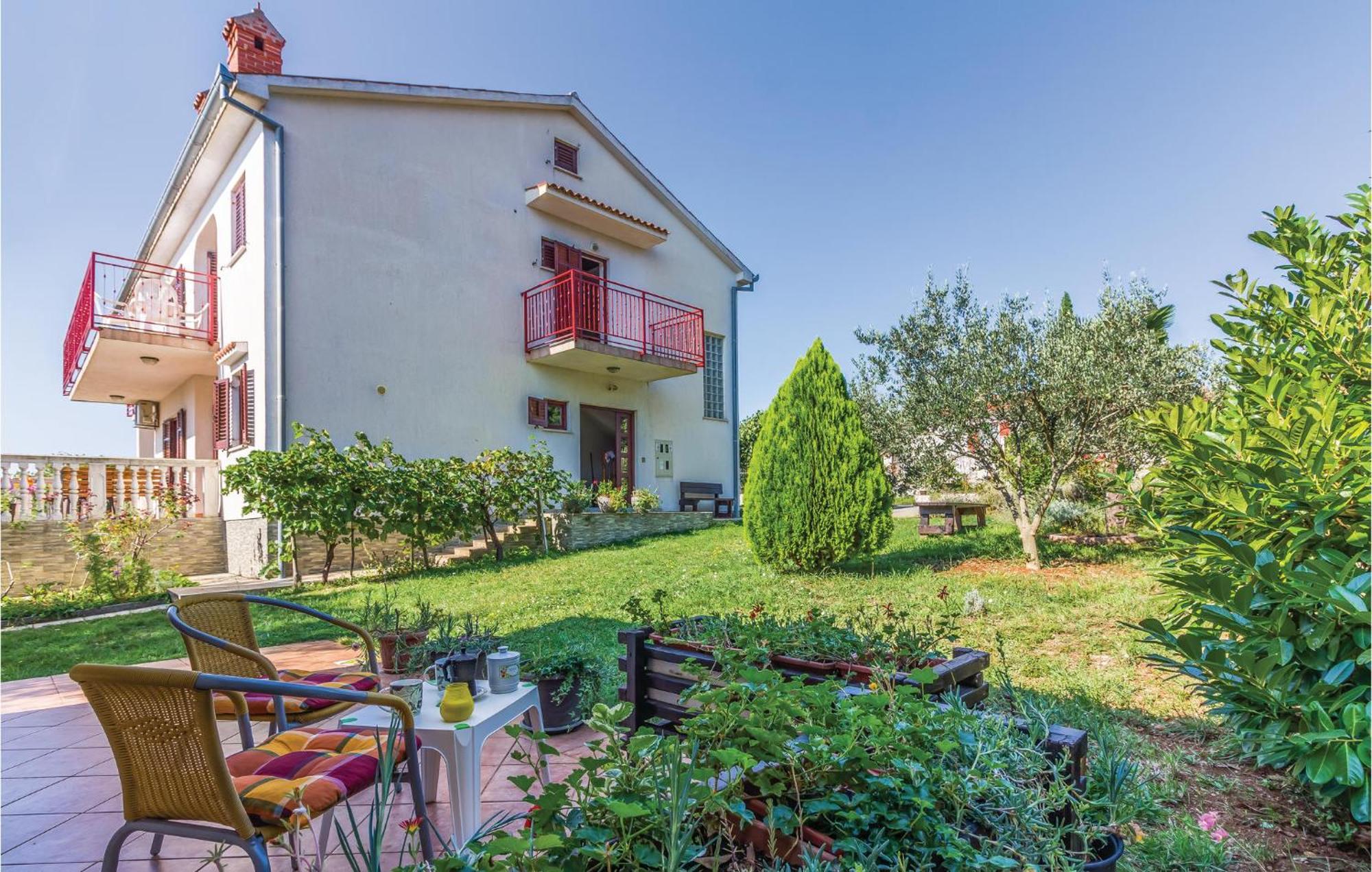 6 Bedroom Nice Home In Segotici Exterior foto
